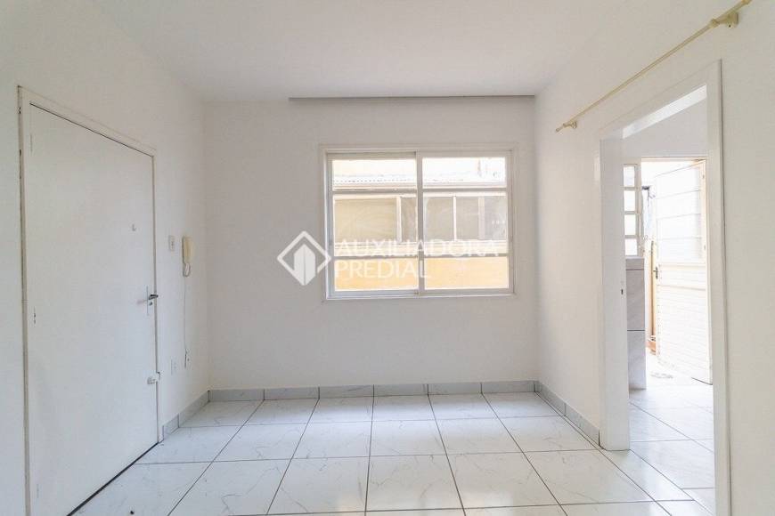 Foto 1 de Apartamento com 1 Quarto à venda, 24m² em Menino Deus, Porto Alegre
