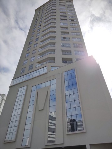 Foto 1 de Apartamento com 2 Quartos à venda, 77m² em Centro, Rio de Janeiro