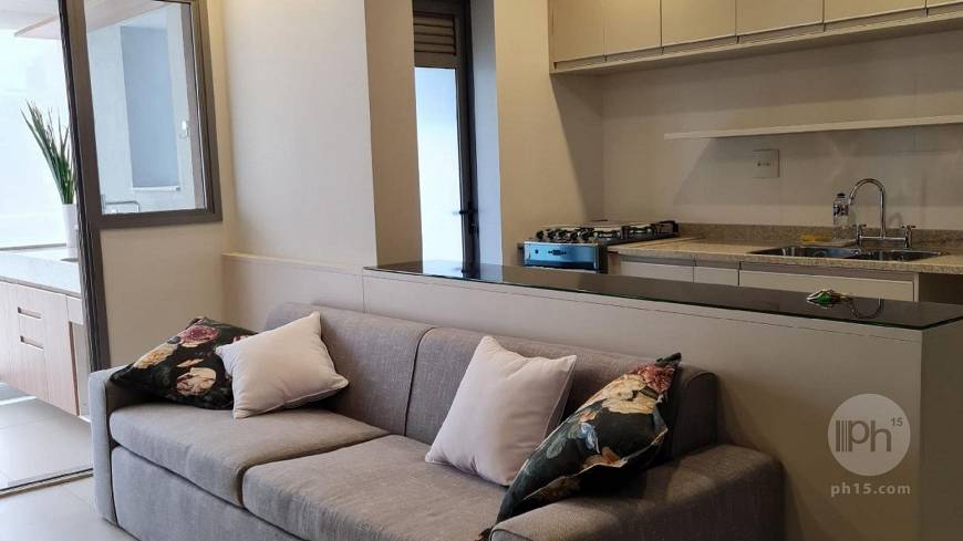 Foto 3 de Apartamento com 2 Quartos para alugar, 71m² em Moema, São Paulo