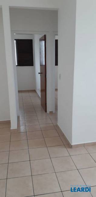 Foto 3 de Apartamento com 2 Quartos à venda, 54m² em Parque Residencial Aquarius, São José dos Campos