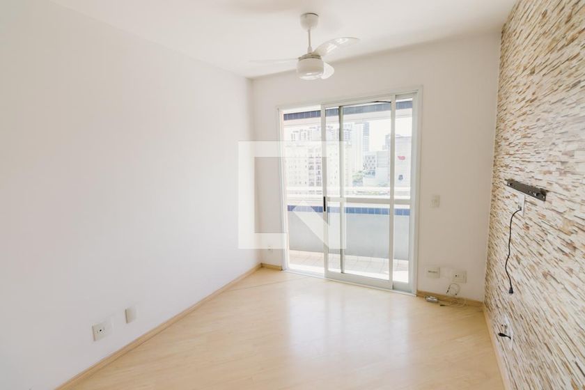 Foto 2 de Apartamento com 2 Quartos para alugar, 62m² em Pompeia, São Paulo