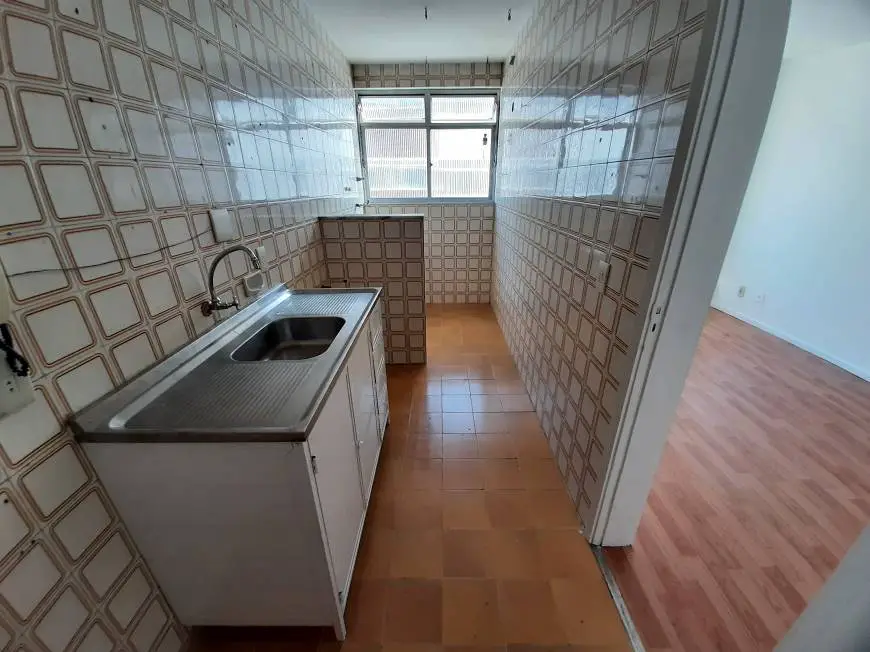 Foto 2 de Apartamento com 2 Quartos para alugar, 55m² em Vaz Lobo, Rio de Janeiro