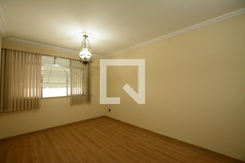 Foto 3 de Apartamento com 2 Quartos para alugar, 78m² em  Vila Valqueire, Rio de Janeiro