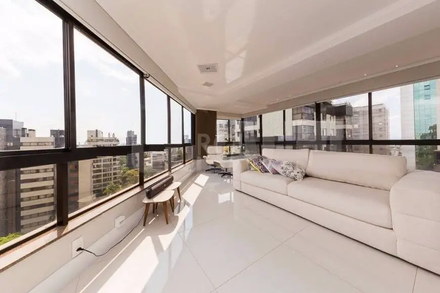 Foto 2 de Apartamento com 3 Quartos à venda, 258m² em Bela Vista, Porto Alegre