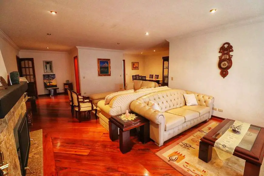 Foto 1 de Apartamento com 3 Quartos à venda, 160m² em Capivari, Campos do Jordão
