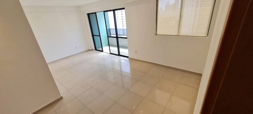 Foto 1 de Apartamento com 3 Quartos à venda, 91m² em Madalena, Recife