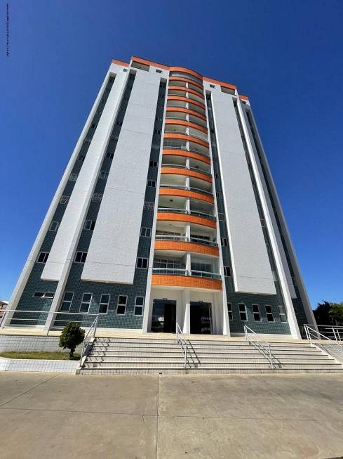 Foto 1 de Apartamento com 3 Quartos para alugar, 107m² em São José, Juazeiro do Norte