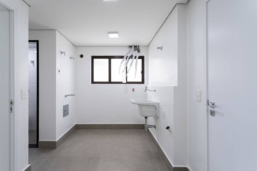 Foto 4 de Apartamento com 3 Quartos à venda, 140m² em Vila Hamburguesa, São Paulo