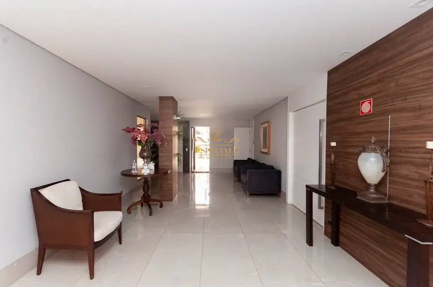 Foto 2 de Apartamento com 4 Quartos para alugar, 258m² em Bigorrilho, Curitiba