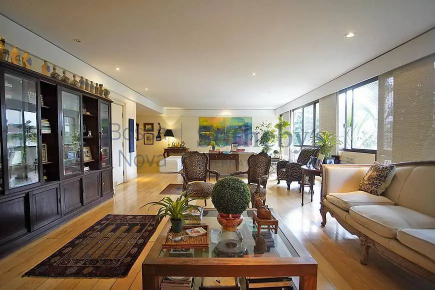 Foto 5 de Apartamento com 4 Quartos à venda, 250m² em Leblon, Rio de Janeiro