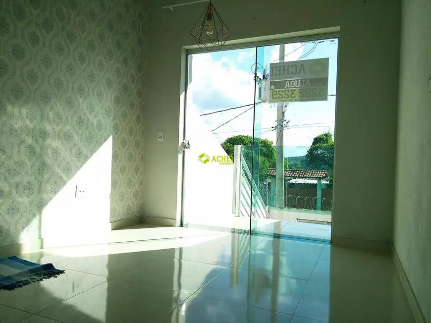Foto 3 de Casa com 2 Quartos para alugar, 70m² em Campina Verde, Divinópolis