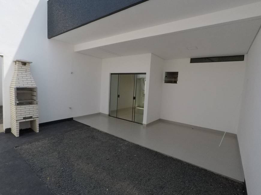 Foto 1 de Casa com 2 Quartos à venda, 930m² em Novo Mundo, Uberlândia