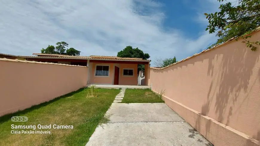 Foto 1 de Casa com 2 Quartos à venda, 72m² em São José de Imbassai, Maricá