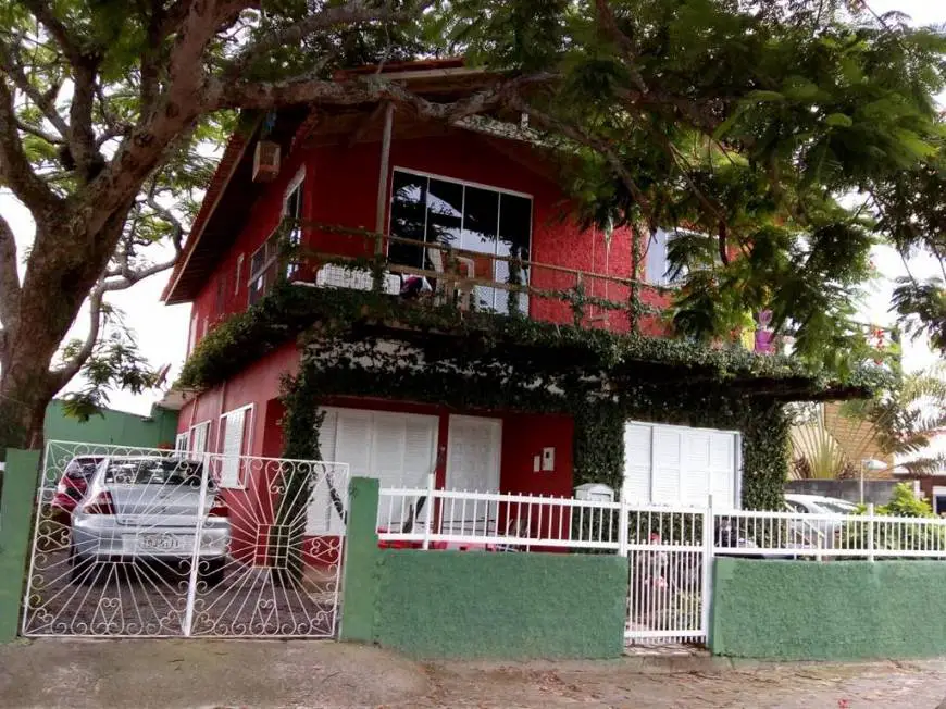 Foto 2 de Casa com 2 Quartos para alugar, 60m² em Vila Nova Alvorada, Imbituba