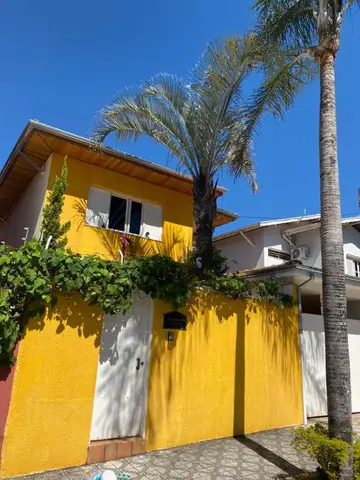 Foto 1 de Casa com 3 Quartos à venda, 250m² em Centro, Taubaté