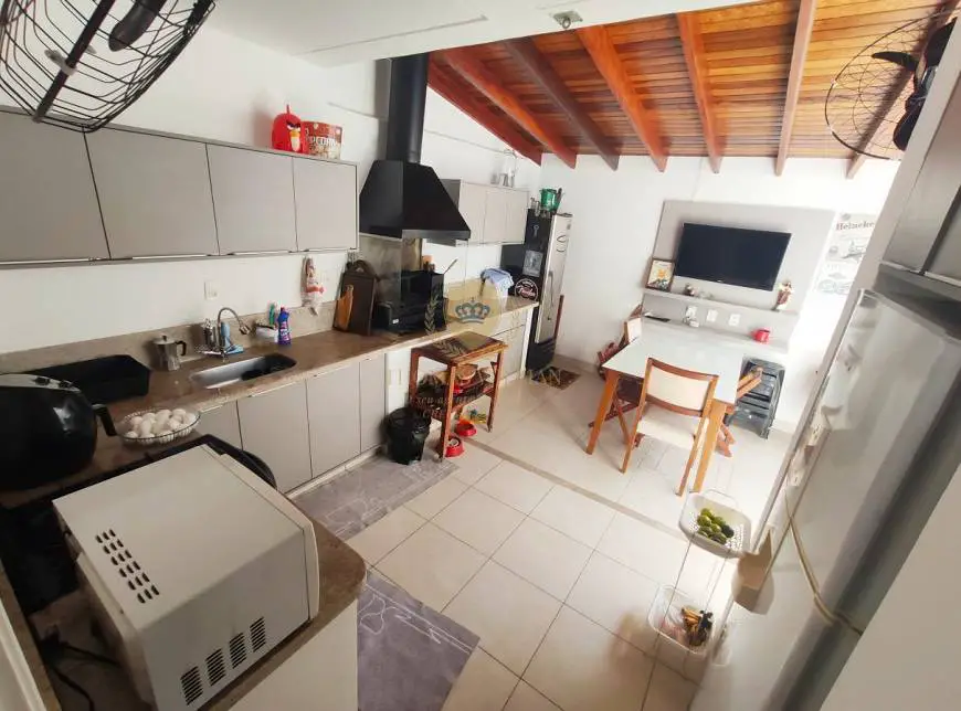 Foto 2 de Casa com 3 Quartos à venda, 138m² em Cidade Alta, Cuiabá