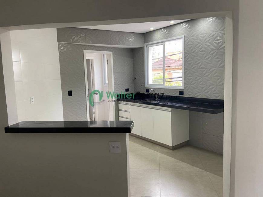 Foto 2 de Casa com 3 Quartos para alugar, 240m² em Embaré, Santos