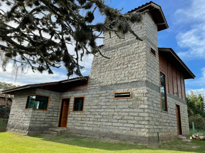 Foto 1 de Casa com 3 Quartos para alugar, 450m² em Ibiraquera, Imbituba
