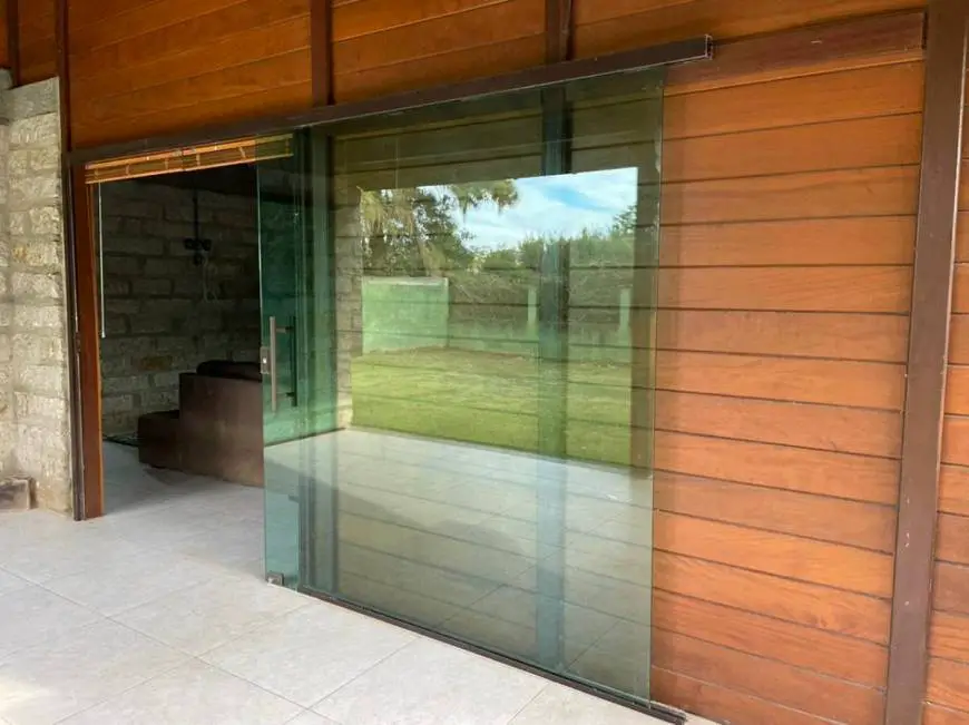 Foto 4 de Casa com 3 Quartos para alugar, 450m² em Ibiraquera, Imbituba
