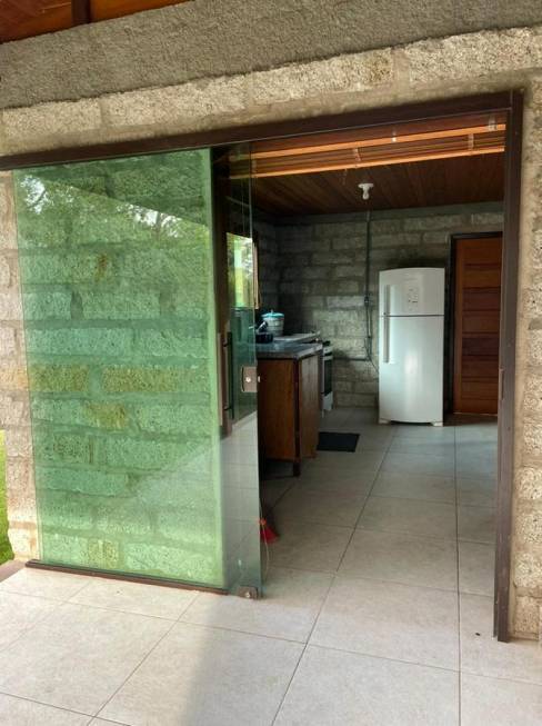 Foto 5 de Casa com 3 Quartos para alugar, 450m² em Ibiraquera, Imbituba