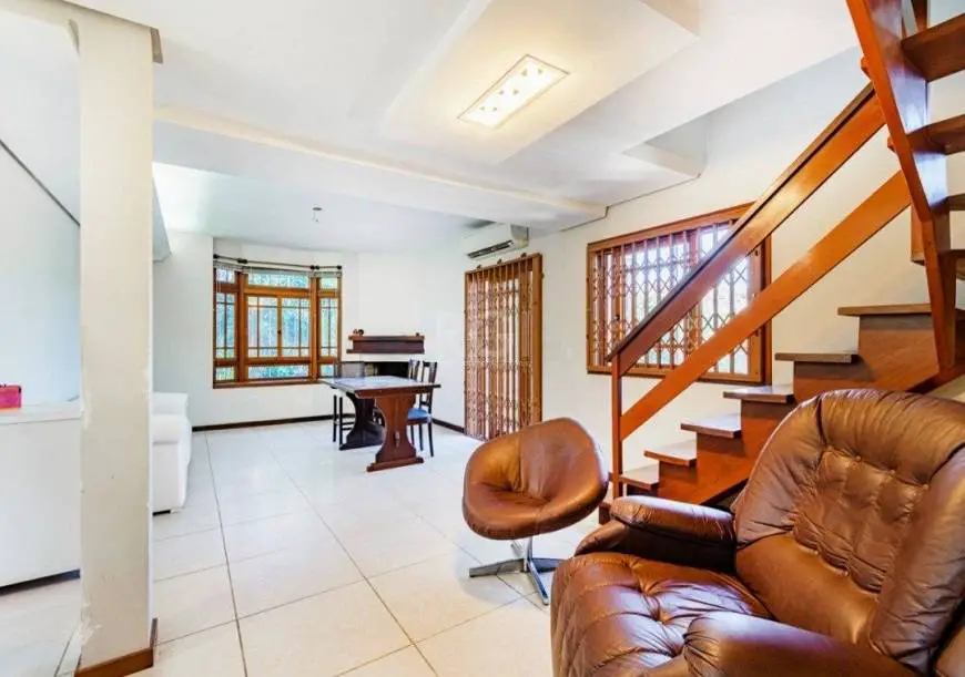 Foto 5 de Casa com 3 Quartos à venda, 255m² em Ipanema, Porto Alegre