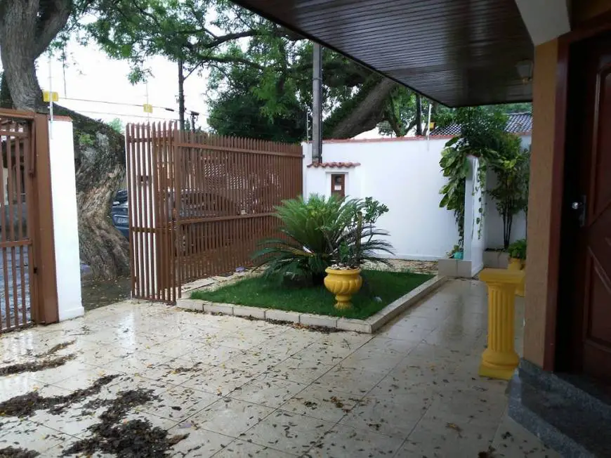 Foto 1 de Casa com 3 Quartos para alugar, 137m² em Jardim das Indústrias, São José dos Campos
