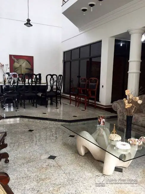 Foto 1 de Casa com 4 Quartos à venda, 700m² em Marco, Belém