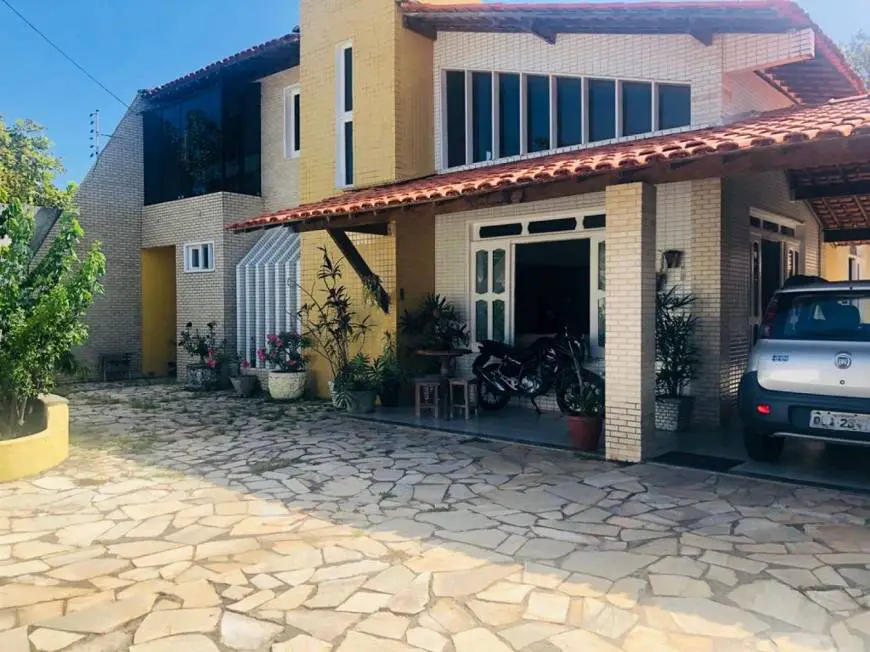 Foto 1 de Casa com 5 Quartos para alugar, 480m² em Coroa do Meio, Aracaju