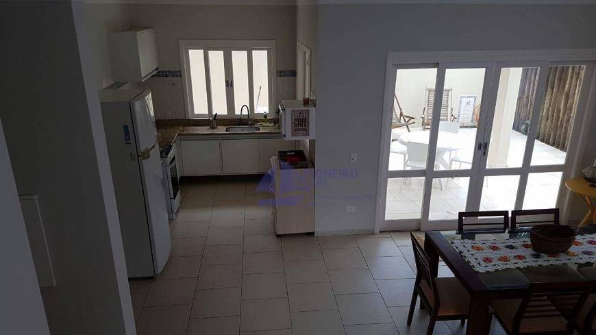 Foto 4 de Casa de Condomínio com 3 Quartos para alugar, 135m² em Praia de Juquehy, São Sebastião