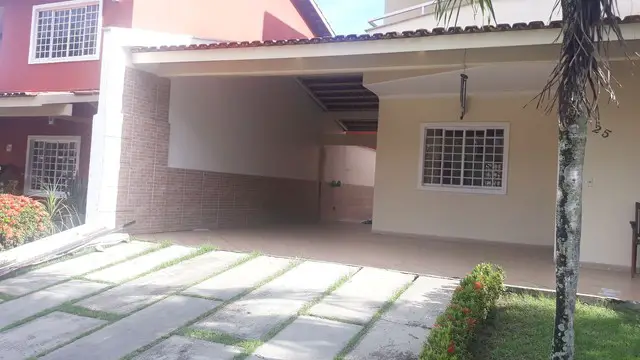 Foto 1 de Casa de Condomínio com 4 Quartos à venda, 240m² em Flores, Manaus