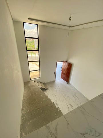 Foto 4 de Casa de Condomínio com 4 Quartos à venda, 326m² em Mirante, Campina Grande
