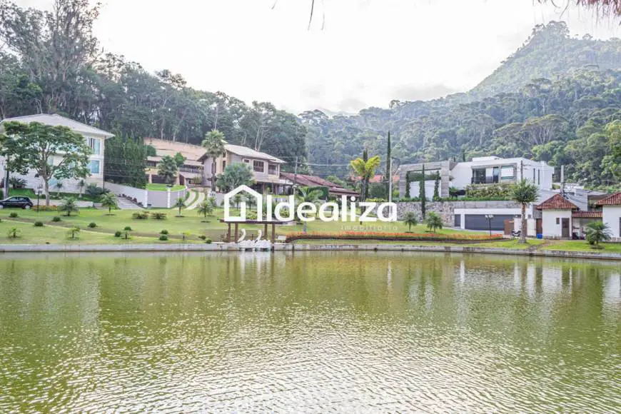 Foto 2 de Casa de Condomínio com 6 Quartos à venda, 971m² em Quebra Frascos, Teresópolis
