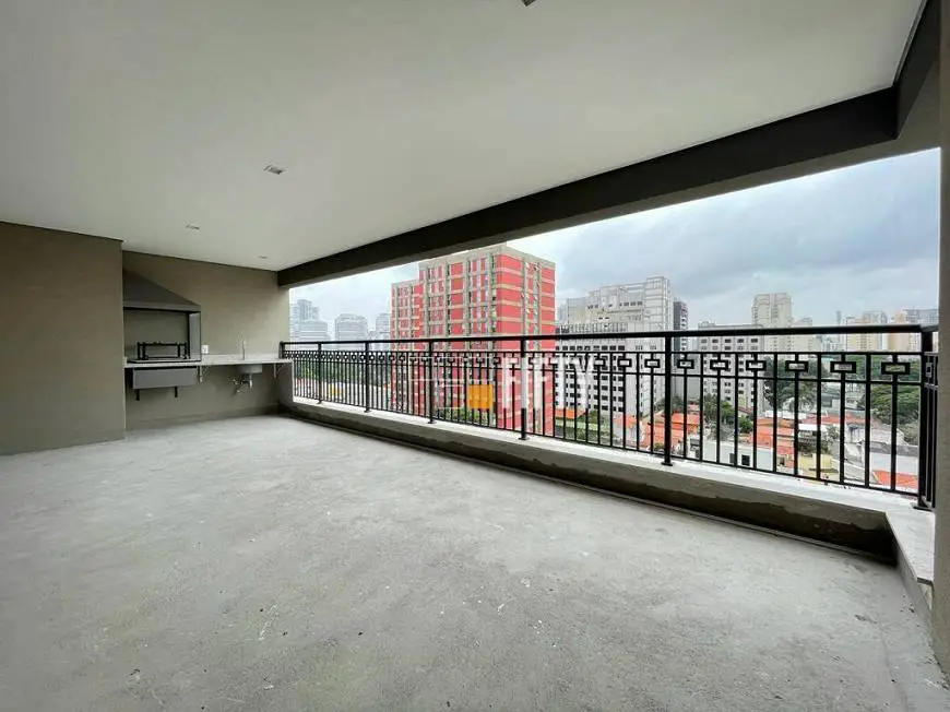 Foto 1 de Apartamento com 2 Quartos à venda, 137m² em Alto Da Boa Vista, São Paulo