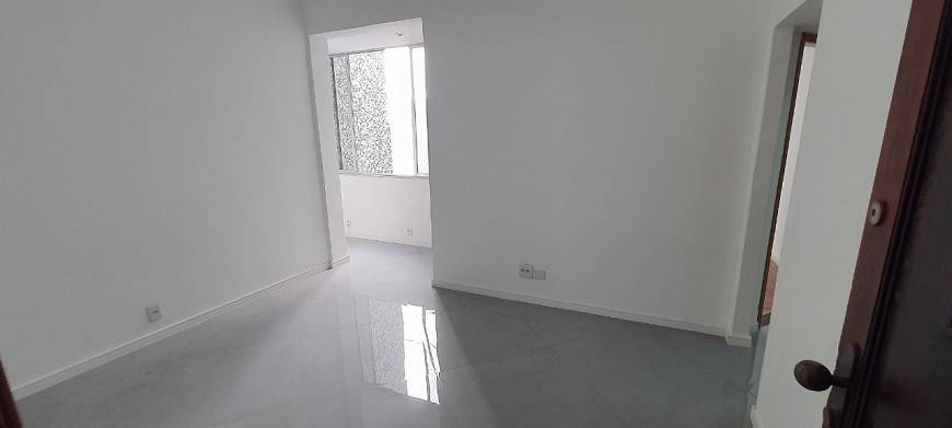 Foto 2 de Apartamento com 2 Quartos à venda, 55m² em Catete, Rio de Janeiro