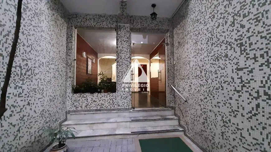 Foto 3 de Apartamento com 2 Quartos à venda, 55m² em Catete, Rio de Janeiro