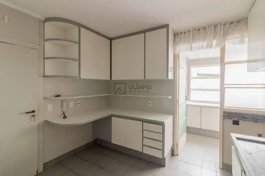 Foto 5 de Apartamento com 2 Quartos à venda, 126m² em Higienópolis, São Paulo