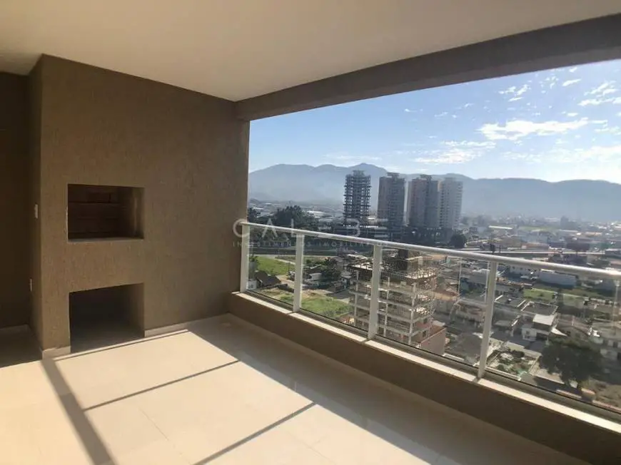 Foto 1 de Apartamento com 2 Quartos à venda, 86m² em Meia Praia, Itapema