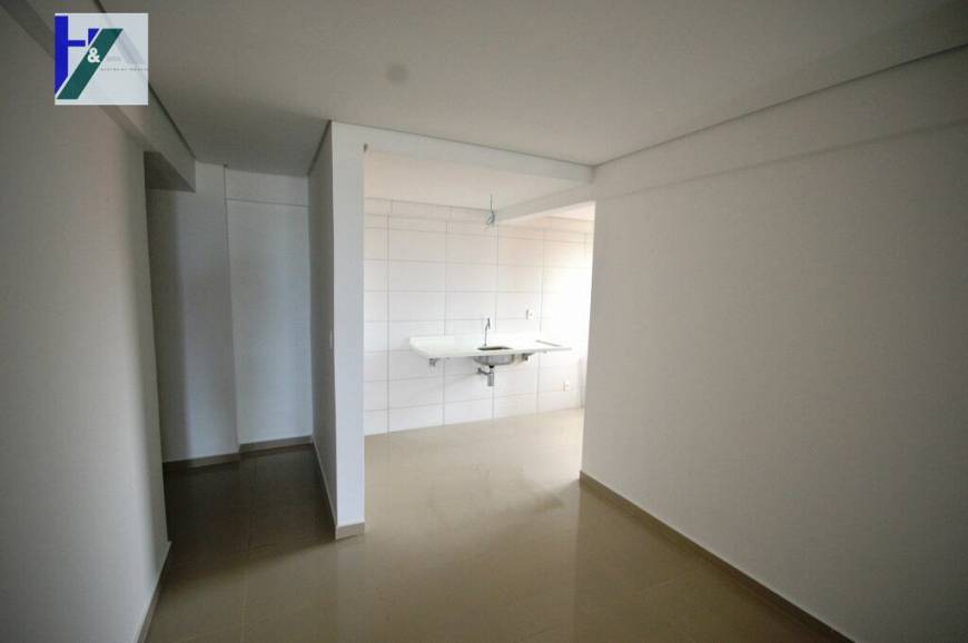 Foto 5 de Apartamento com 2 Quartos à venda, 80m² em Vista Alegre, Jaboatão dos Guararapes