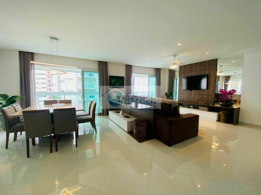 Foto 1 de Apartamento com 3 Quartos à venda, 177m² em Centro, Guarujá