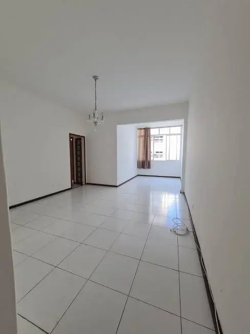 Foto 1 de Apartamento com 3 Quartos para alugar, 136m² em Copacabana, Rio de Janeiro