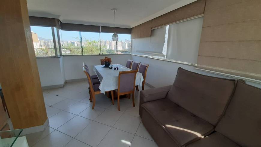 Foto 1 de Apartamento com 3 Quartos à venda, 130m² em Floresta, Belo Horizonte