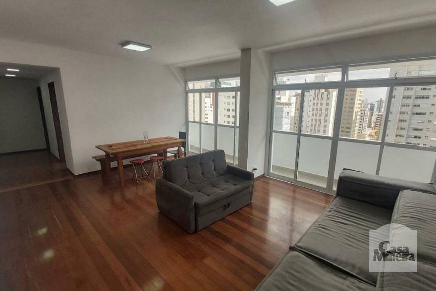Foto 1 de Apartamento com 3 Quartos à venda, 165m² em Funcionários, Belo Horizonte