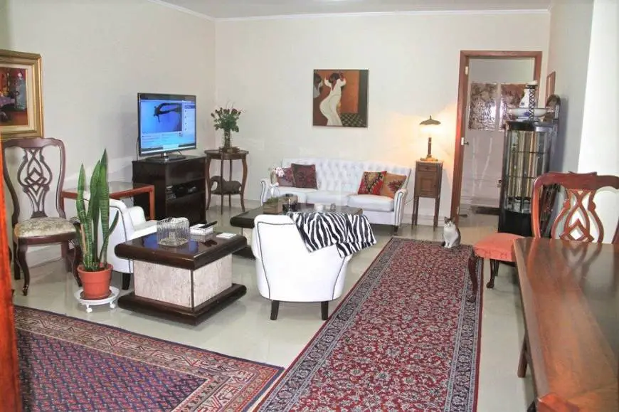 Foto 2 de Apartamento com 3 Quartos à venda, 126m² em Higienópolis, Porto Alegre