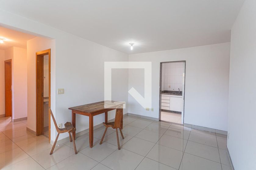 Foto 4 de Apartamento com 3 Quartos para alugar, 85m² em Palmares, Belo Horizonte
