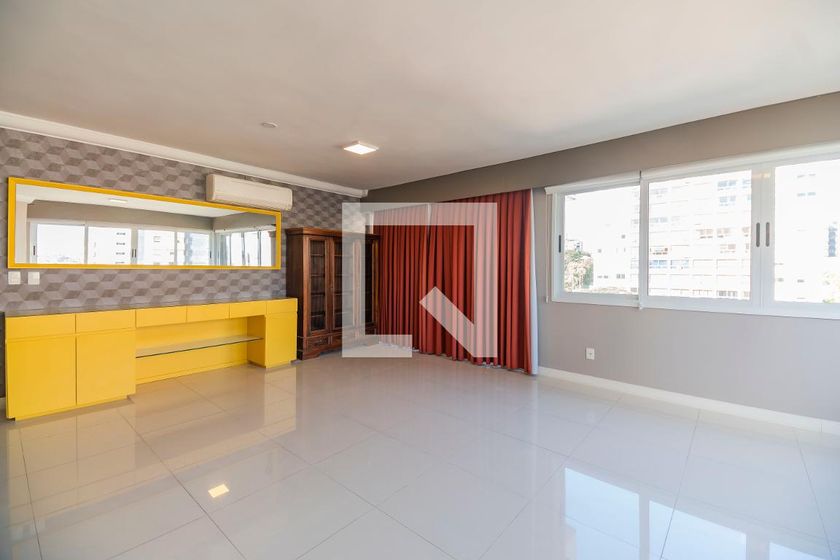 Foto 4 de Apartamento com 3 Quartos para alugar, 132m² em Petrópolis, Porto Alegre