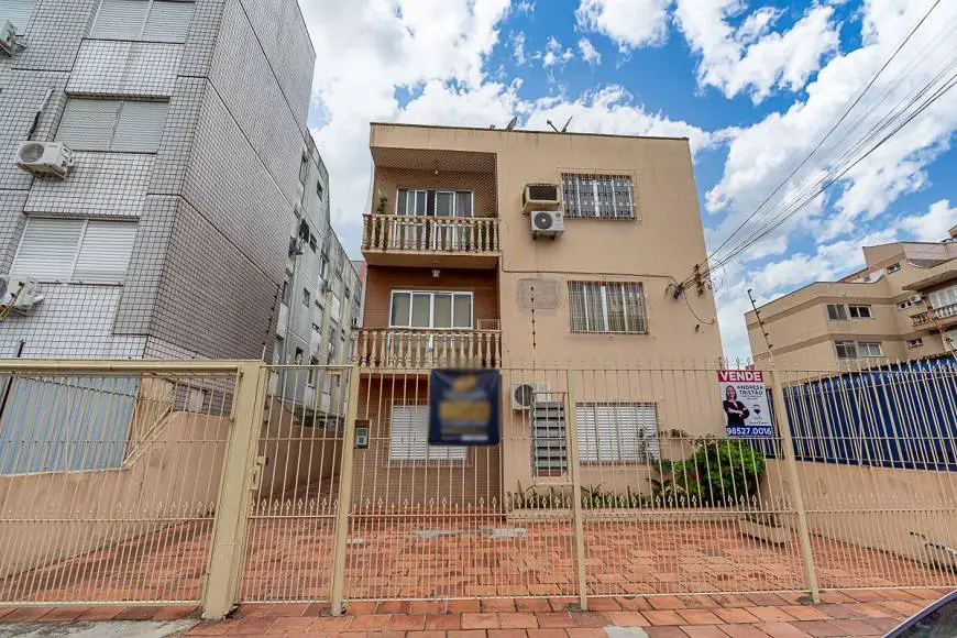 Foto 1 de Apartamento com 3 Quartos à venda, 72m² em Vila Eunice Nova, Cachoeirinha