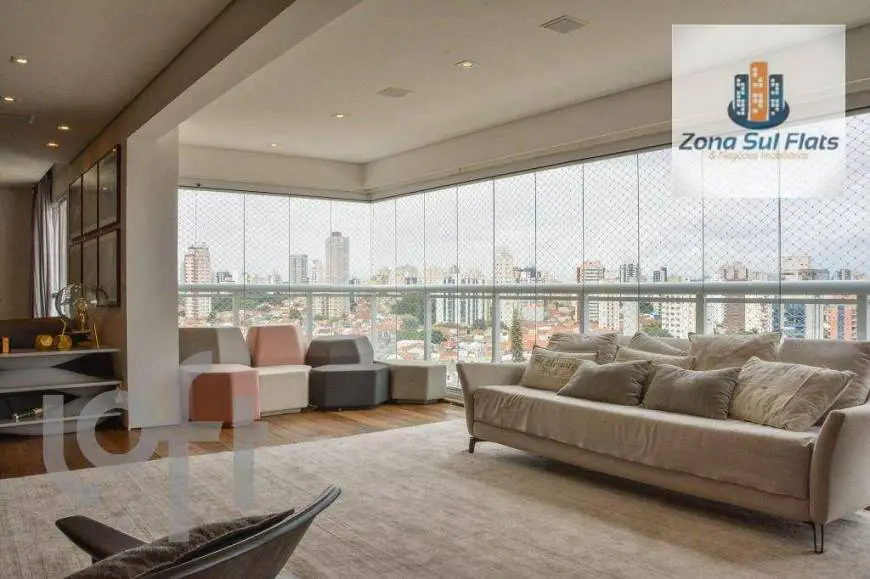 Foto 2 de Apartamento com 3 Quartos à venda, 200m² em Vila Mariana, São Paulo