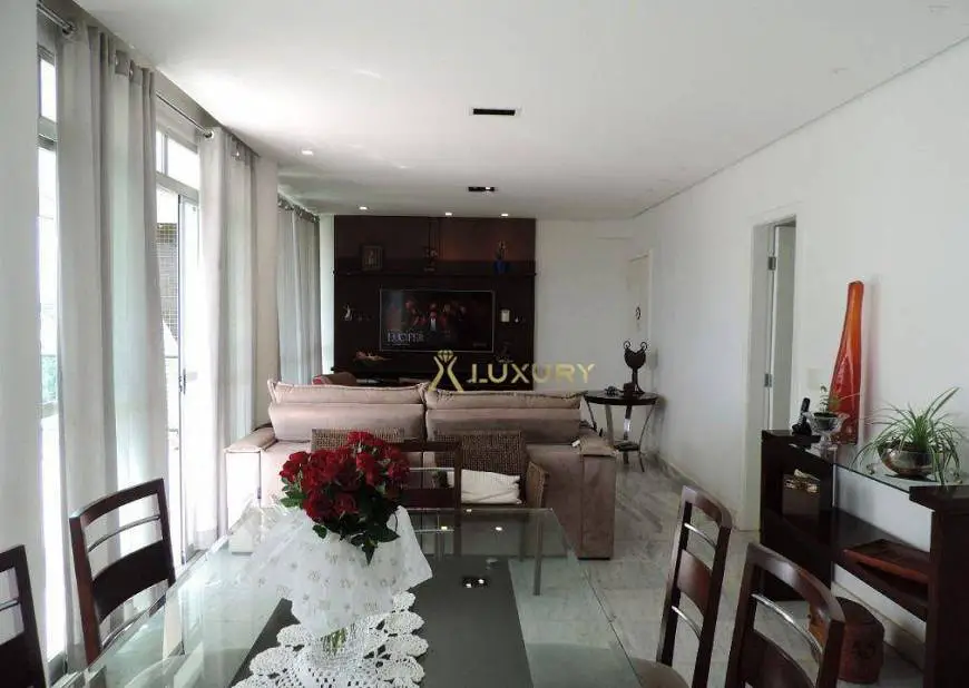 Foto 1 de Apartamento com 4 Quartos à venda, 134m² em Belvedere, Belo Horizonte