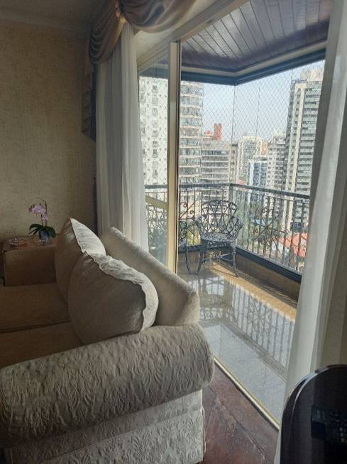 Foto 3 de Apartamento com 4 Quartos à venda, 166m² em Chácara Klabin, São Paulo