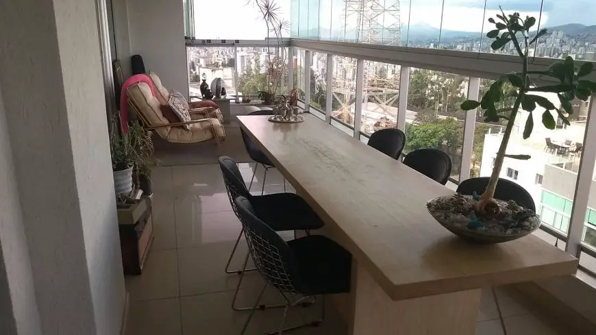 Foto 1 de Apartamento com 4 Quartos à venda, 158m² em Gutierrez, Belo Horizonte